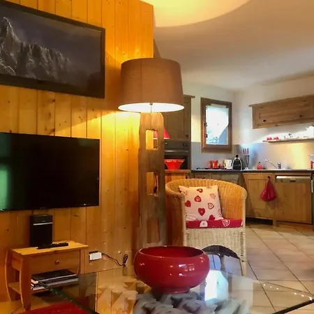 Apt Or Chalet Near The Slopes Апартаменти Шамоні